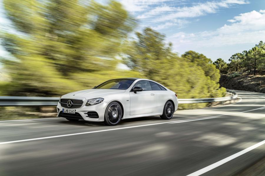  Mercedes-Benz E400 4Matic AMG Line Coupe Edition #1 2017 года  (WW) (фото 1 из 79)